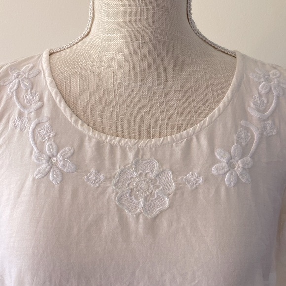 Maeve woman’s white beaded sequins, cotton, silk blend blouse, 3/4 sleeve sz 2 - Picture 5 of 13